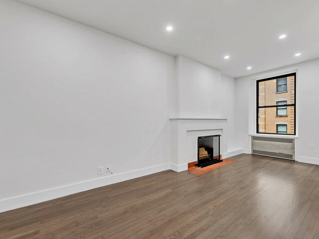 2-Bedroom at 121 Madison Avenue