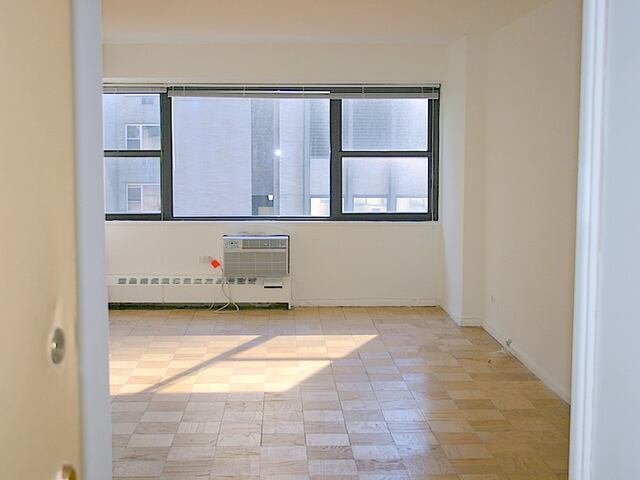 1-Bedroom at Ambassador East