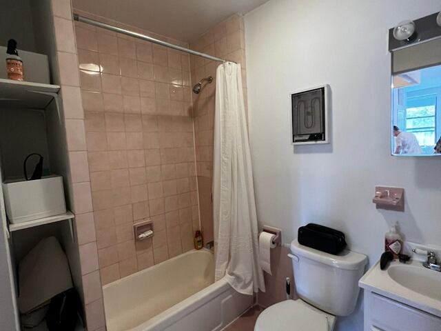 Studio at 203 Chrystie Street