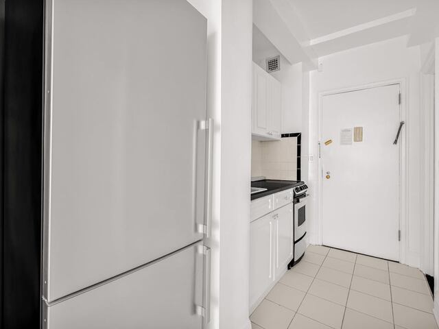 Studio at The Beaux Arts: 307 East 44th