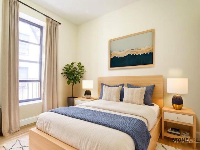 2-Bedroom at 225 Central Park North