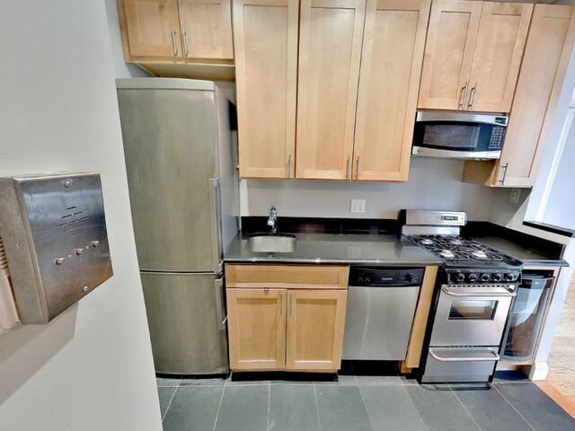 3-Bedroom at 334 East 100th Street