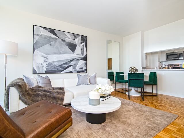 3-Bedroom at Linc LIC