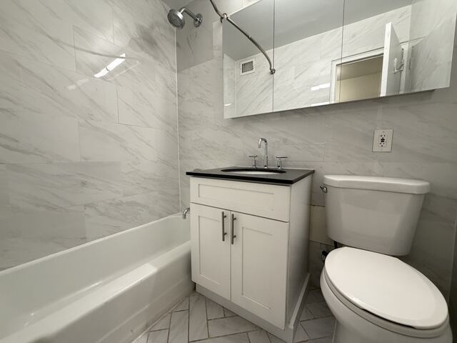 2-Bedroom at Yorkshire Towers