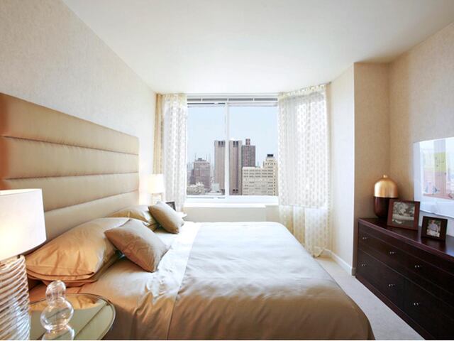 1-Bedroom at Barclay Tower