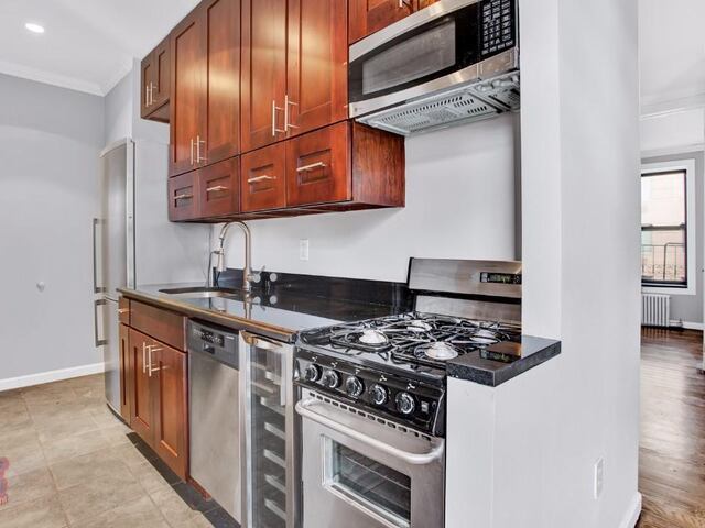 3-Bedroom at 338 East 100th Street