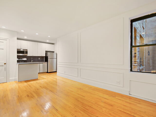 3-Bedroom at 226 East 70th Street