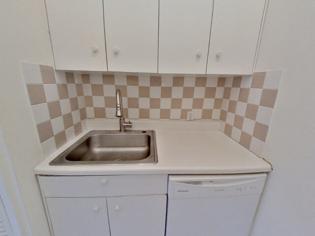 Studio at 350 West 21st Street