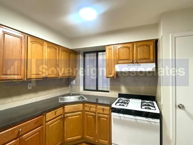 1-Bedroom at 49 Cooper Street
