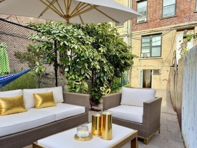 4-Bedroom at 118 East 7th Street