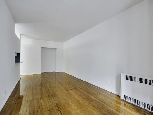 1-Bedroom at 121 Madison Avenue