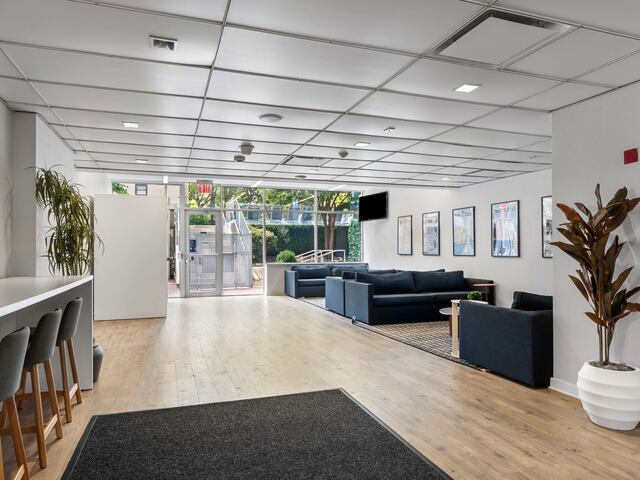 Studio at Gateway: 375 South End