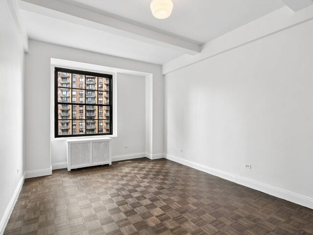 Studio at South Pierre (aka 160 West 71st)