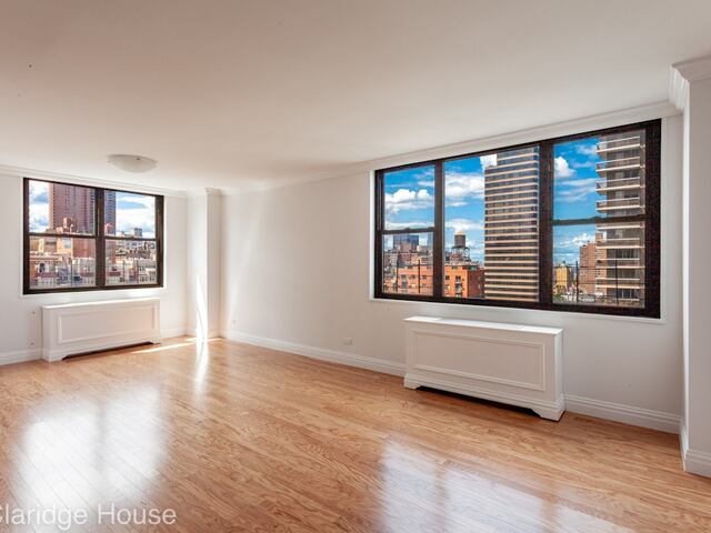 1-Bedroom at Claridge House