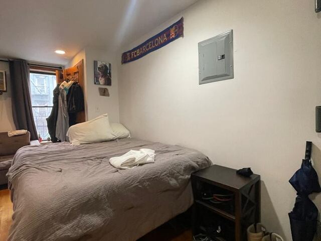 Studio at 126 East 7th Street