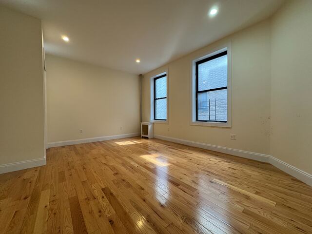 3-Bedroom at 250 Fort Washington Avenue