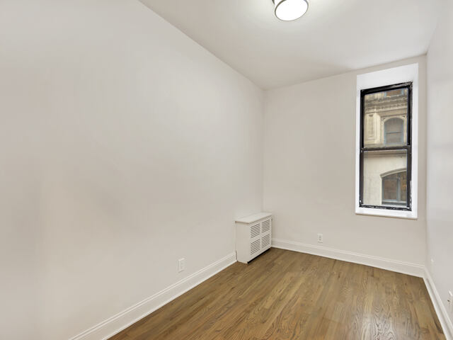 2-Bedroom at 121 Madison Avenue