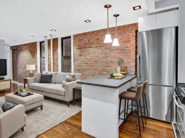 3-Bedroom at 115 Mulberry Street