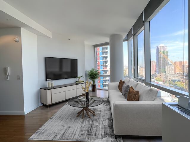 2-Bedroom at 66 Rockwell Place