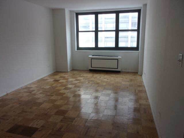 1-Bedroom at Wellesley