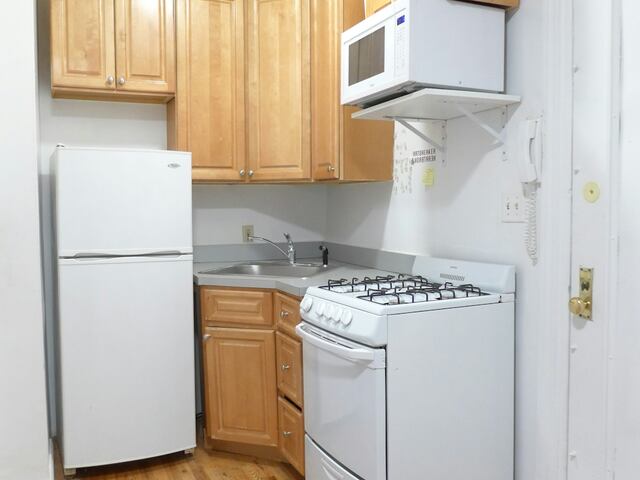 Studio at 174-176 Spring Street