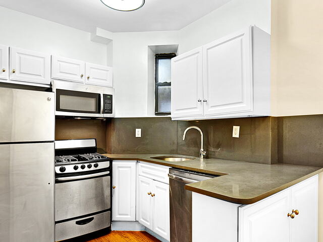 1-Bedroom at 1378 York Avenue