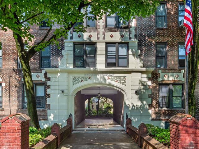 1-Bedroom at The National 1640