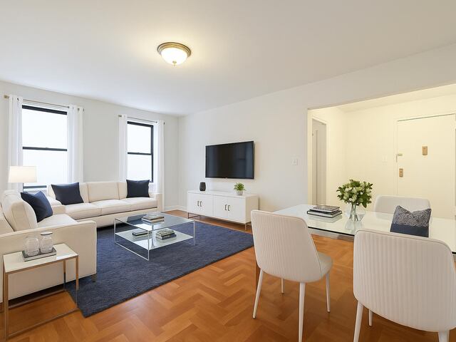 1-Bedroom at 44 Bennett Avenue