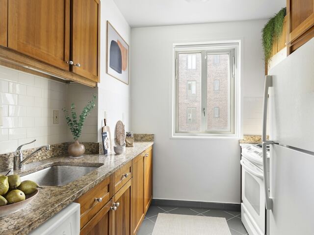 2-Bedroom at Stuyvesant Town: 610-620 East 20th
