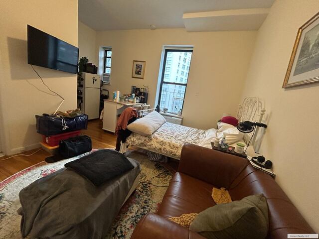 Studio at 2020 Broadway