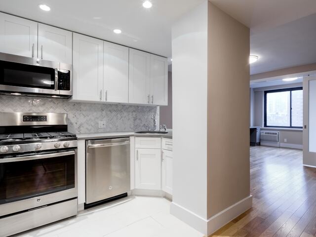 Studio at Park West Village: 792 Columbus Ave