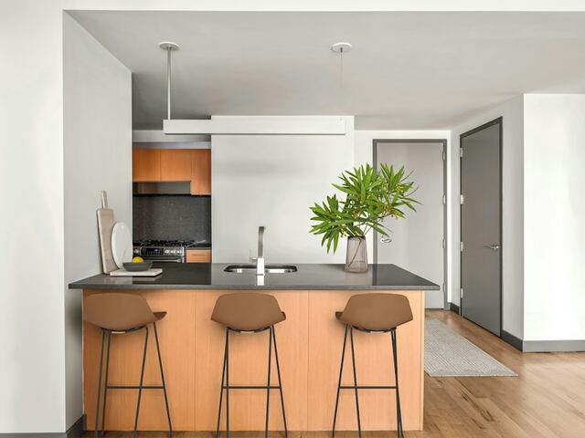 1-Bedroom at New York by Gehry
