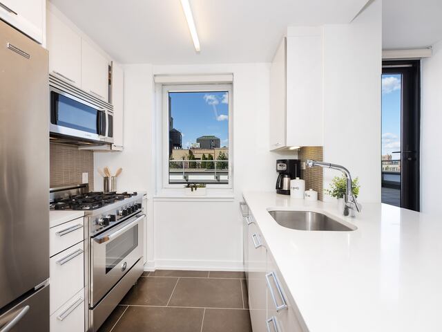 2-Bedroom at The Melar