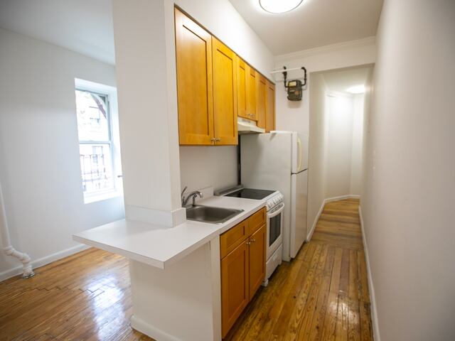 2-Bedroom at 234 Thompson Street