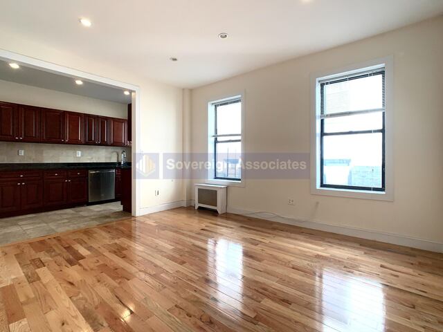 2-Bedroom at 270 Fort Washington Avenue