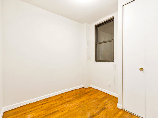 1-Bedroom at 426 West 49th Street