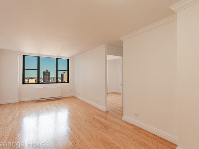 2-Bedroom at Claridge House