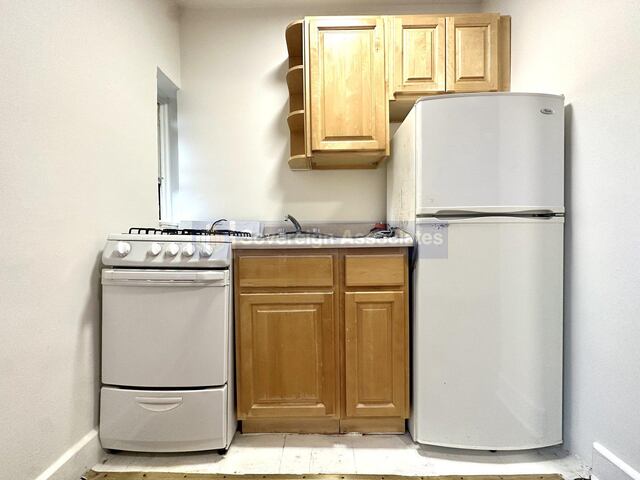 Studio at 936 West End Avenue