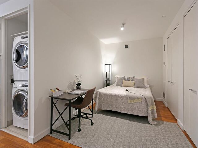 1-Bedroom at Crystal Green