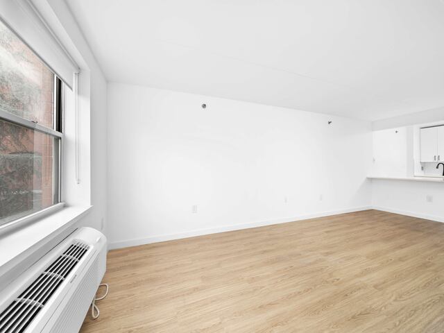 2-Bedroom at Newport: The Lincoln