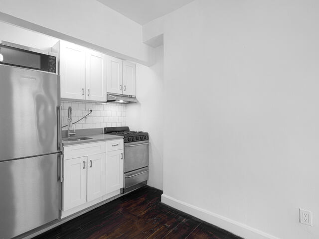 Studio at 19-21 Grove Street