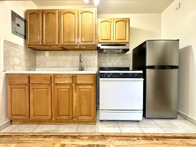 1-Bedroom at 10 Adrian Avenue