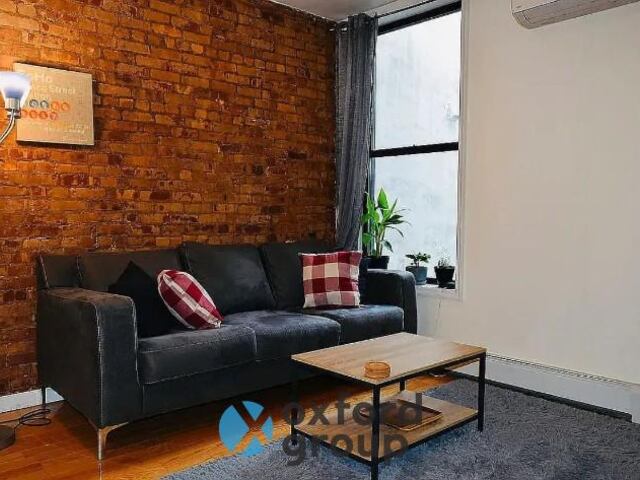 2-Bedroom at 4606 Fifth Avenue