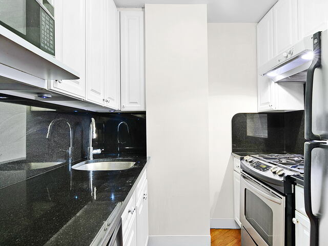 1-Bedroom at 37 West 54th Street