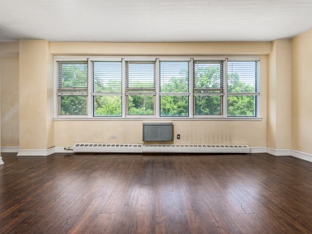Studio at 87-15 165th Street