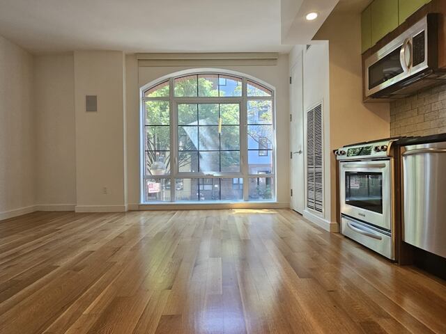 Studio at 101 Bedford Avenue