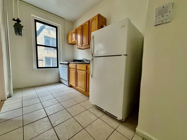 1-Bedroom at 138 Haven Avenue