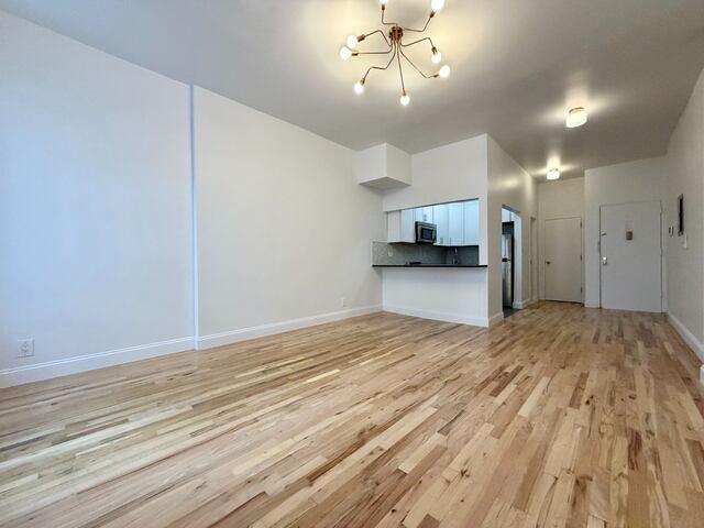 Studio at 346 West 52nd Street