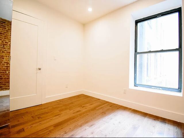 4-Bedroom at 4 St. Nicholas Terrace