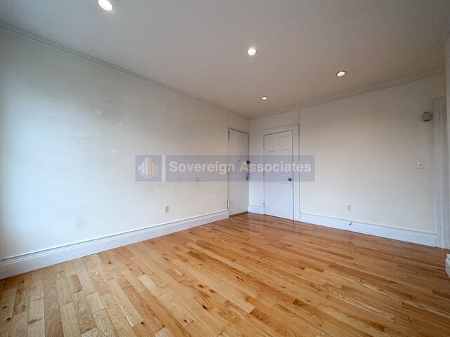 3-Bedroom at 53 Hamilton Terrace